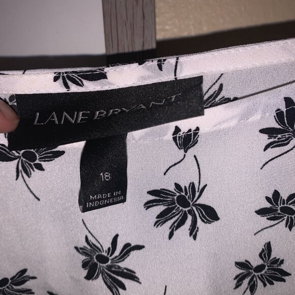 Lane Bryant White/Black Floral Blouse - Picture 3 of 3